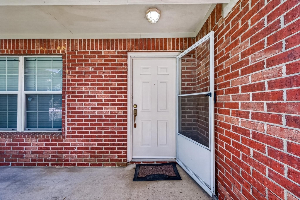 16200 Sun View Lane - Photo 1