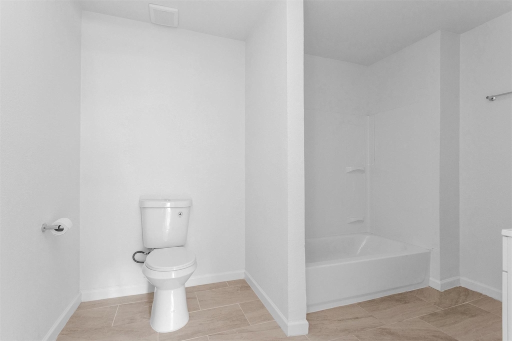 16016 Green Manor Drive - Photo 13