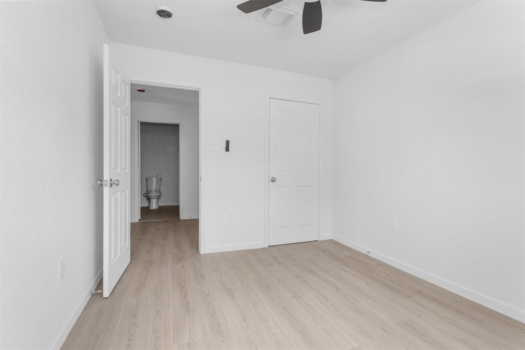 16016 Green Manor Drive - Photo 10