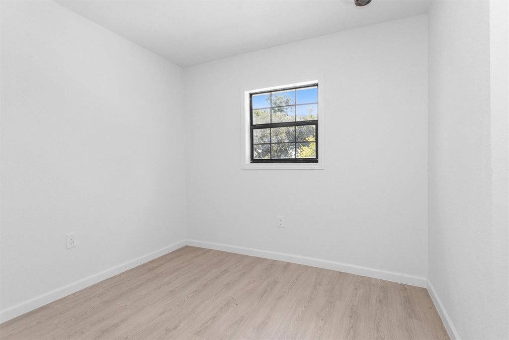 16016 Green Manor Drive - Photo 7
