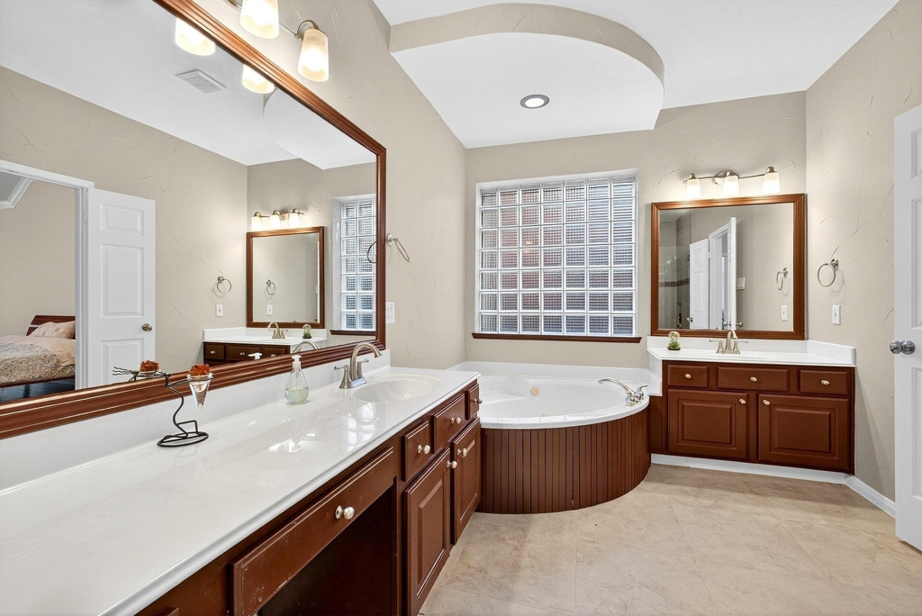 18502 Berry Leaf Court - Photo 15