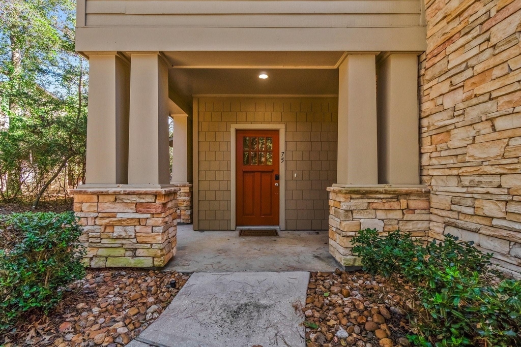 75 Scarlet Woods Court - Photo 2