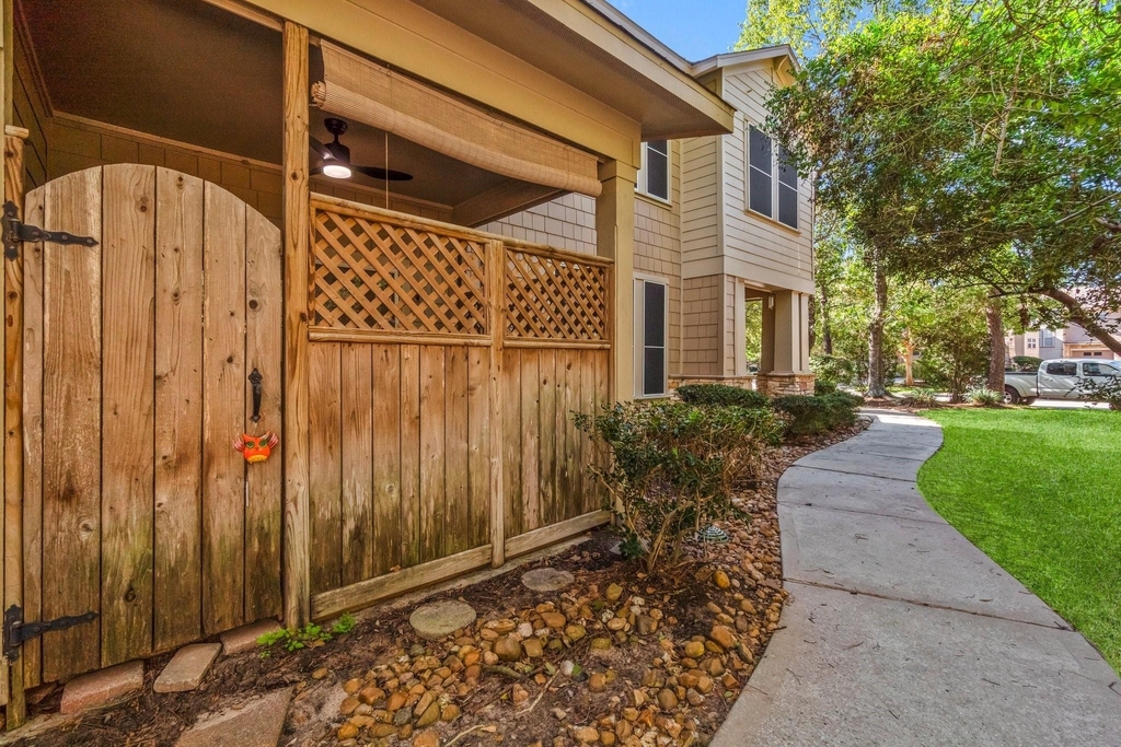 75 Scarlet Woods Court - Photo 21
