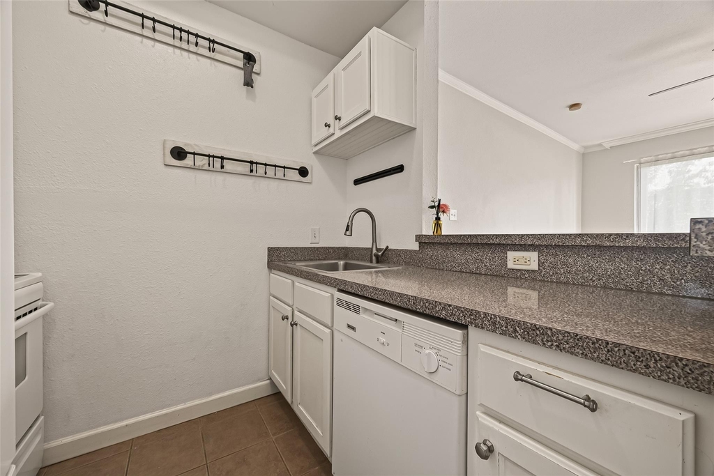 4515 Briar Hollow Place - Photo 11
