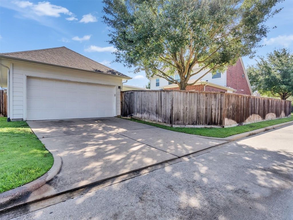 5342 Tyler Park Lane - Photo 2