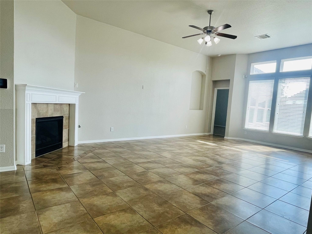 4702 Sedgewood Drive - Photo 10