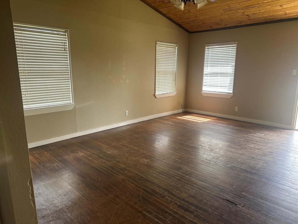 114 Forest Oaks Lane - Photo 1