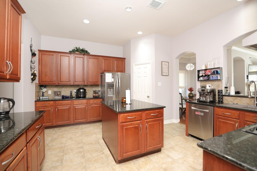 8410 Brighton Lake Lane - Photo 15