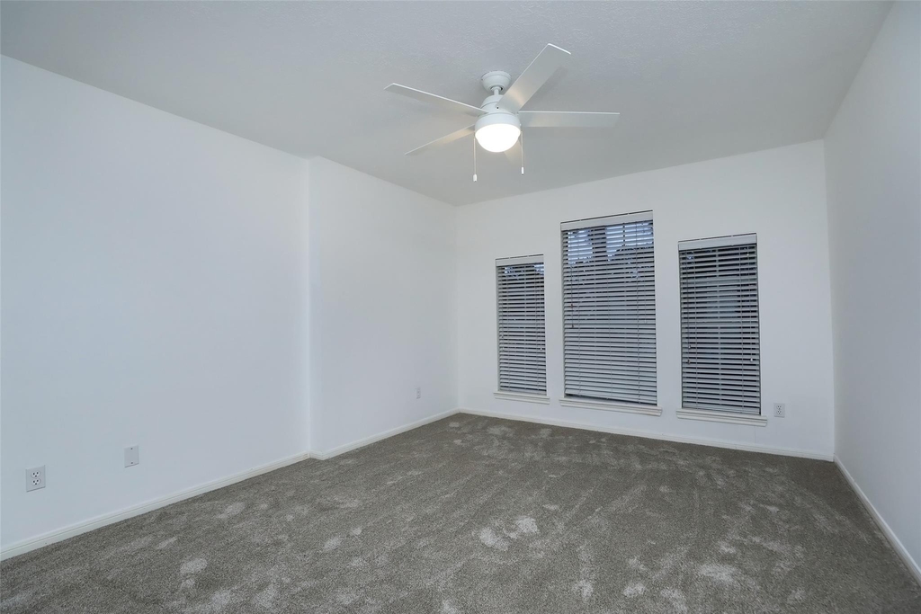 7906 Tizerton Court - Photo 40