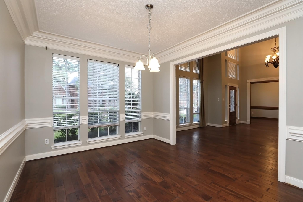 7906 Tizerton Court - Photo 9