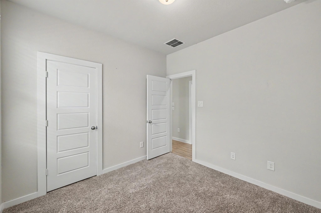 2010 W Darlington Oak Court - Photo 18