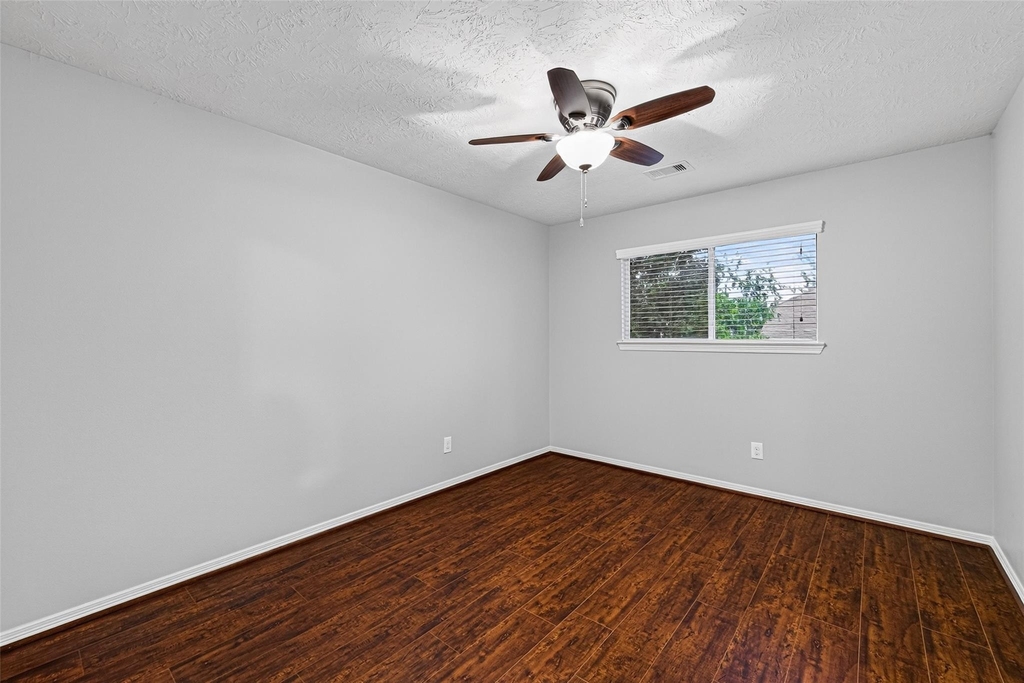 8910 Minola Oaks Drive - Photo 15