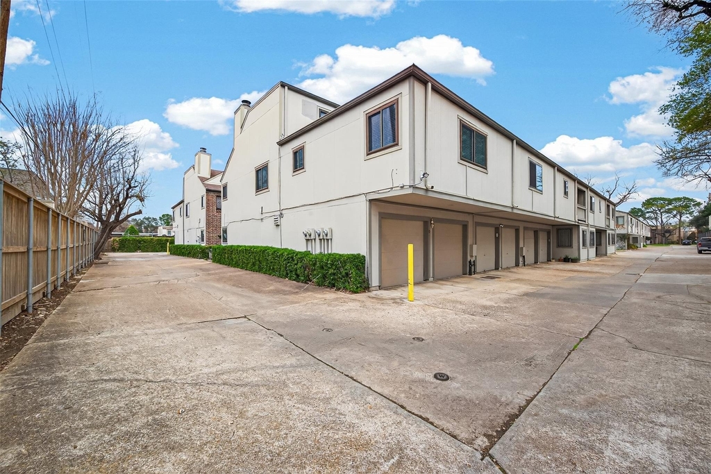 1114 Augusta Drive - Photo 37