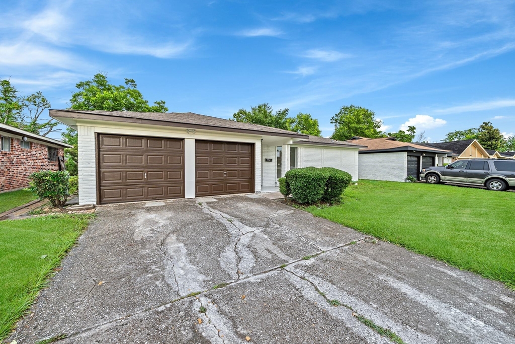 11823 S Willow Circle - Photo 3