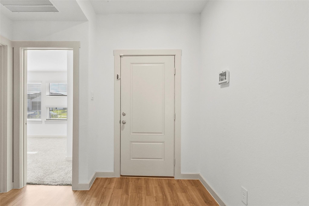 7915 Murciana Drive - Photo 4
