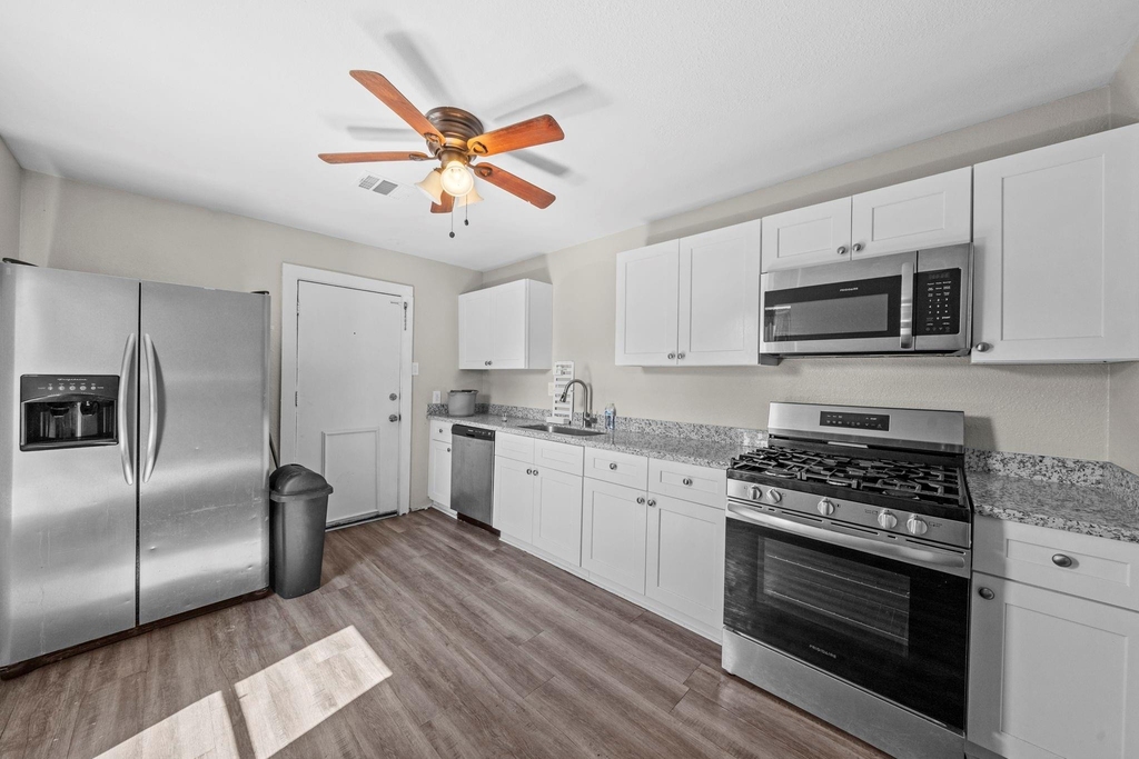 11 Jennische St - Photo 12