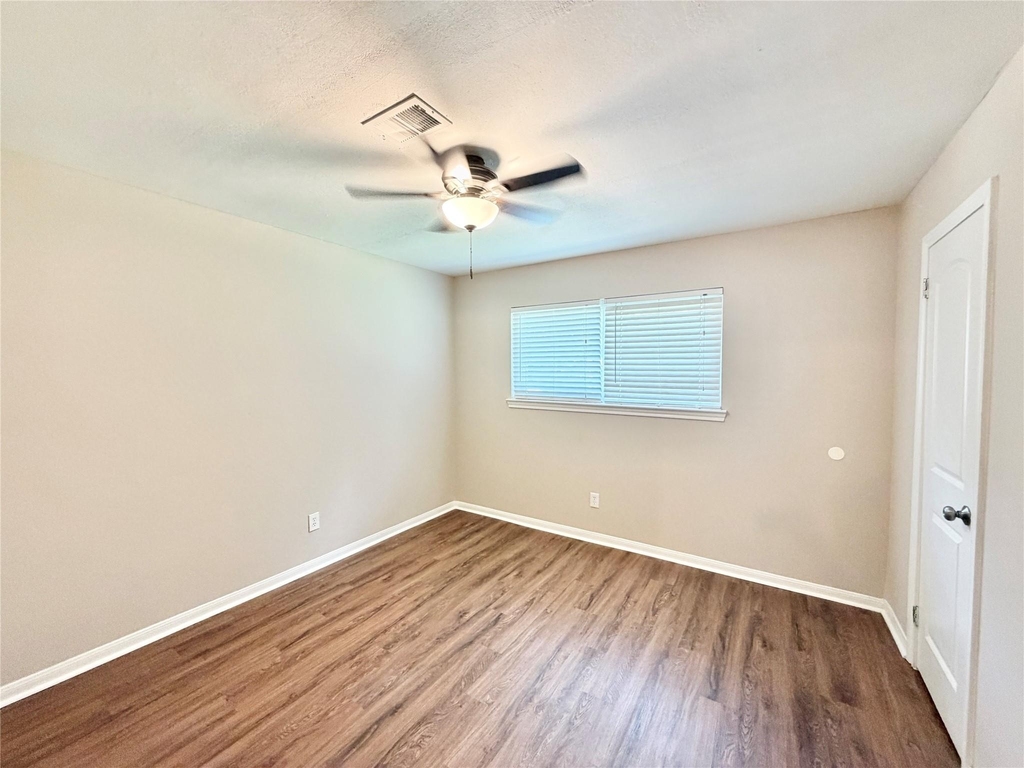12426 Foxburo Drive - Photo 12