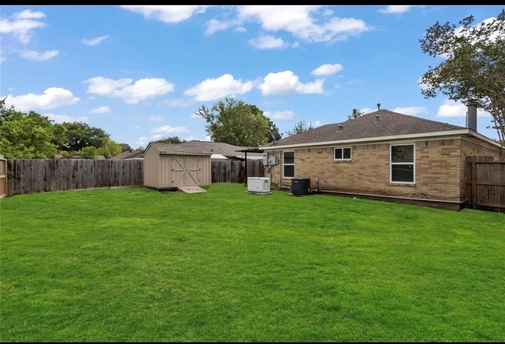 4640 Orange Circle S - Photo 5