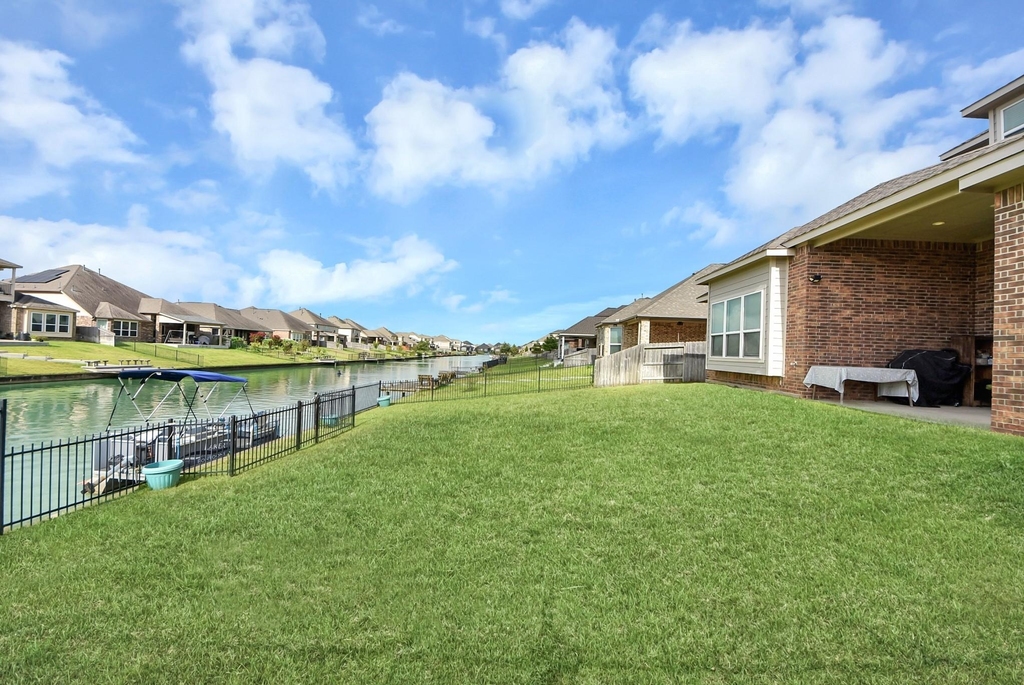 24003 Cannon Anello Court - Photo 36