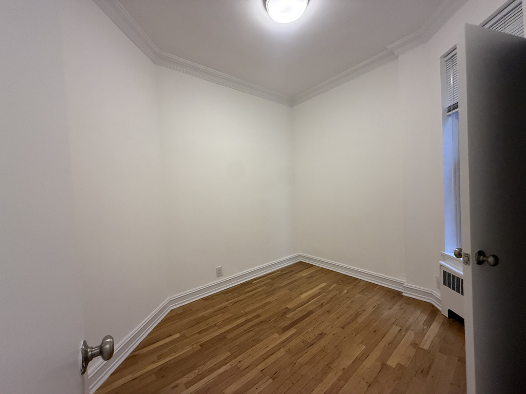171 East 83rd Street - Photo 9