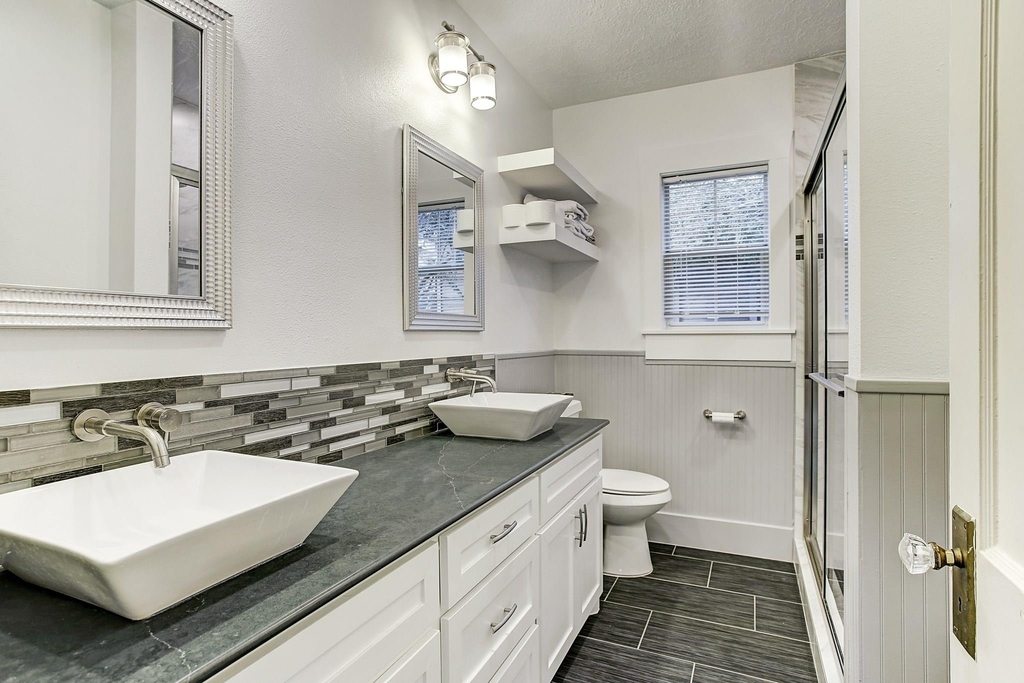 801 Le Green Street - Photo 10