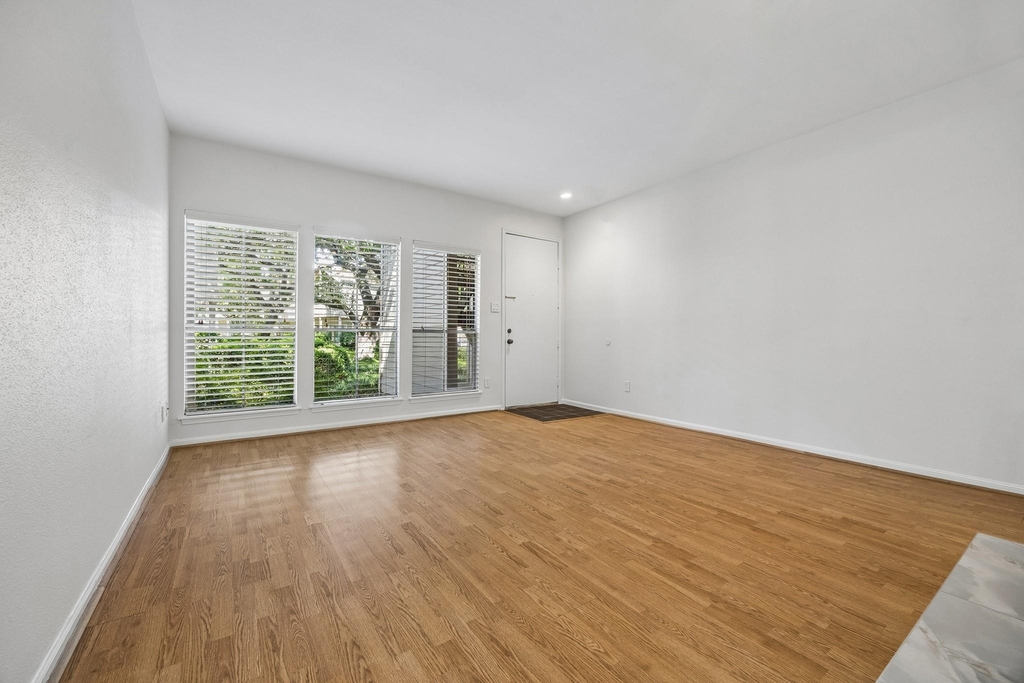 2100 Tanglewilde Street - Photo 1