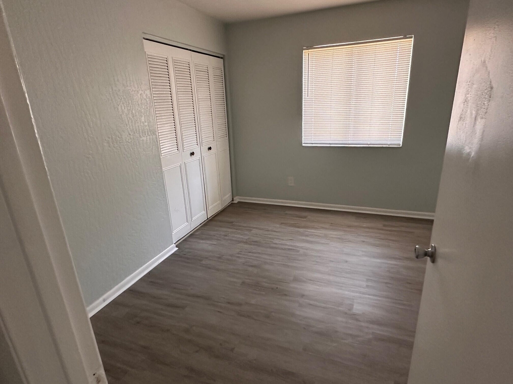 2100 Forest Knoll Drive Ne - Photo 8