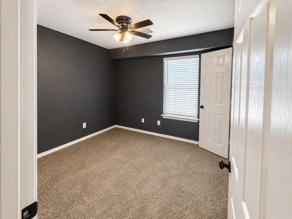 134 N Camellia Grove Circle - Photo 16