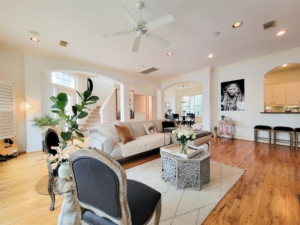 1421 Bremond Street - Photo 8
