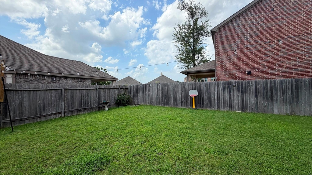 25112 Slow Pines Drive - Photo 19