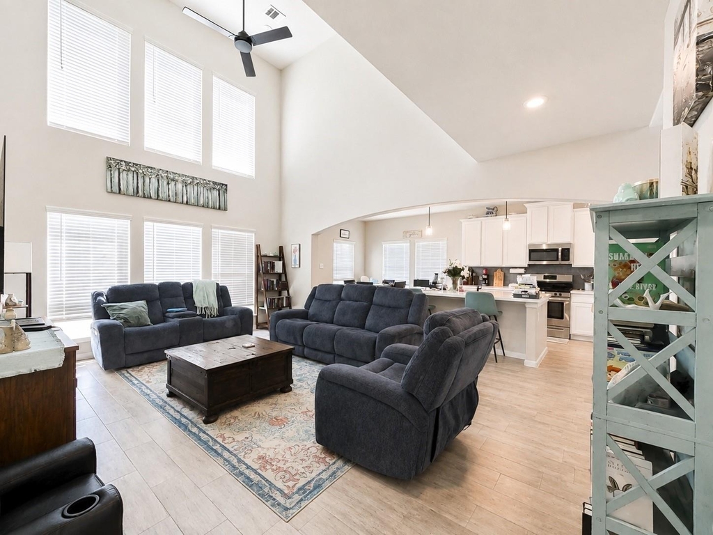 377 Selah Court - Photo 10
