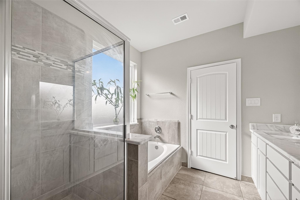 3723 Lake Varano Circle - Photo 22