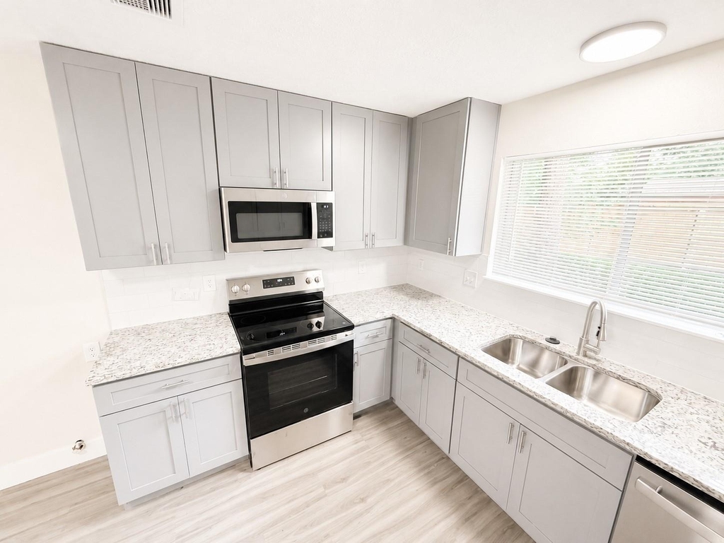 17150 Port O Call Street - Photo 22