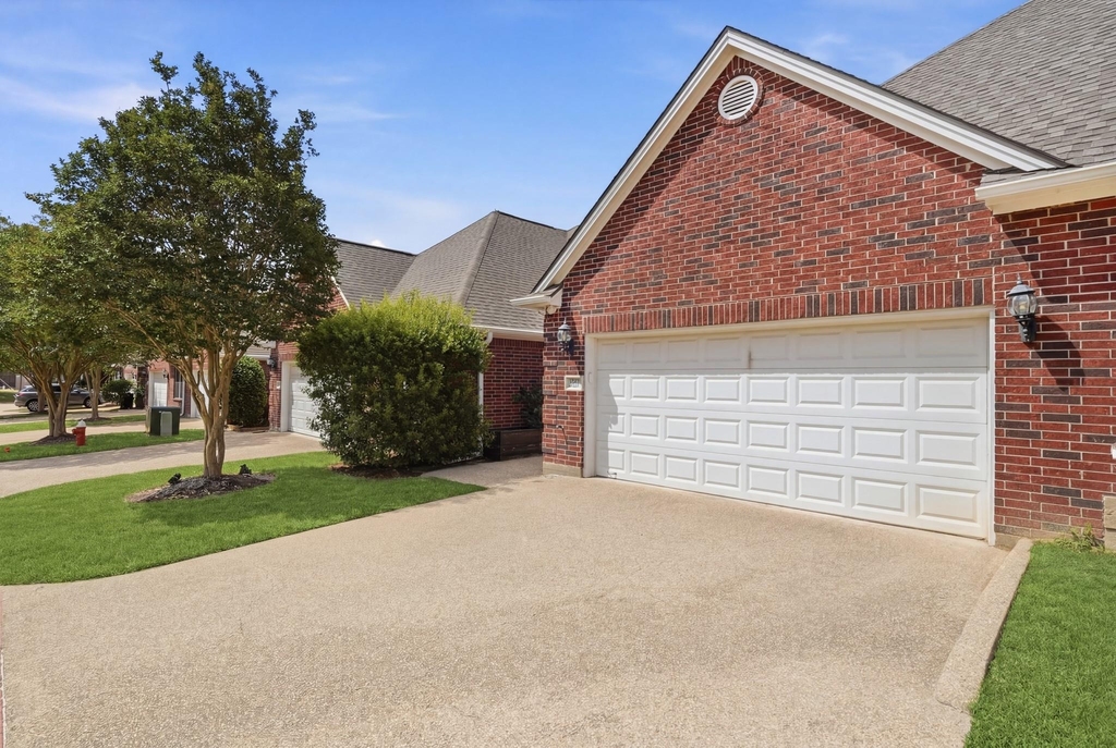 1612 Culture Lane - Photo 1