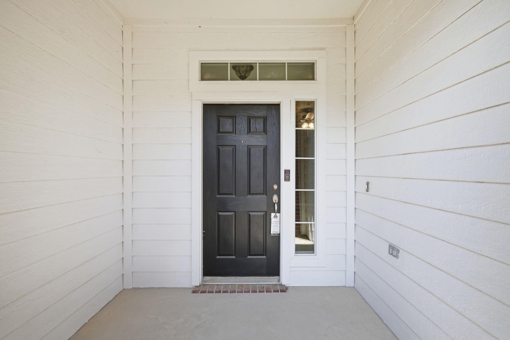 1612 Culture Lane - Photo 4