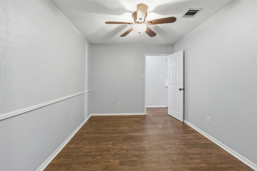3721 Avenue R - Photo 20