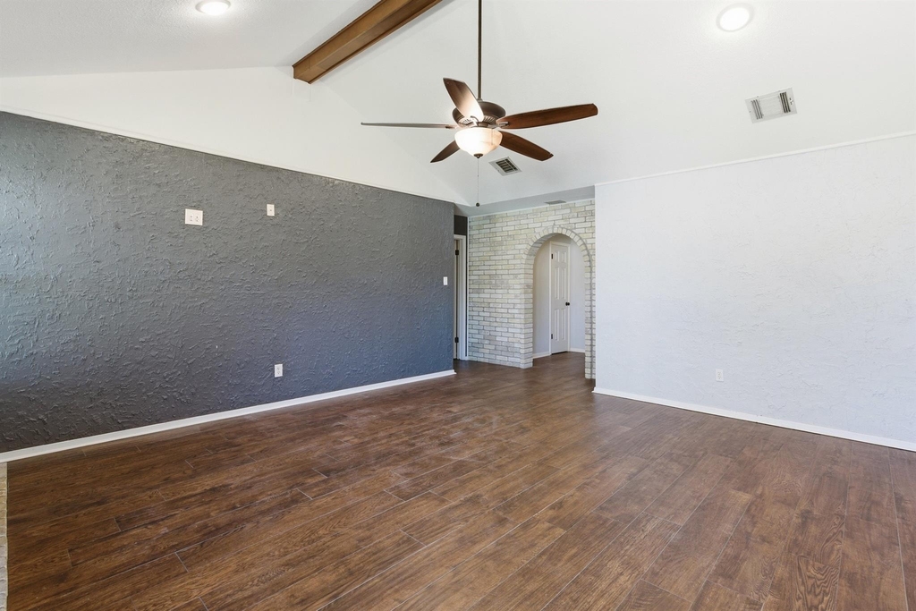 3721 Avenue R - Photo 8