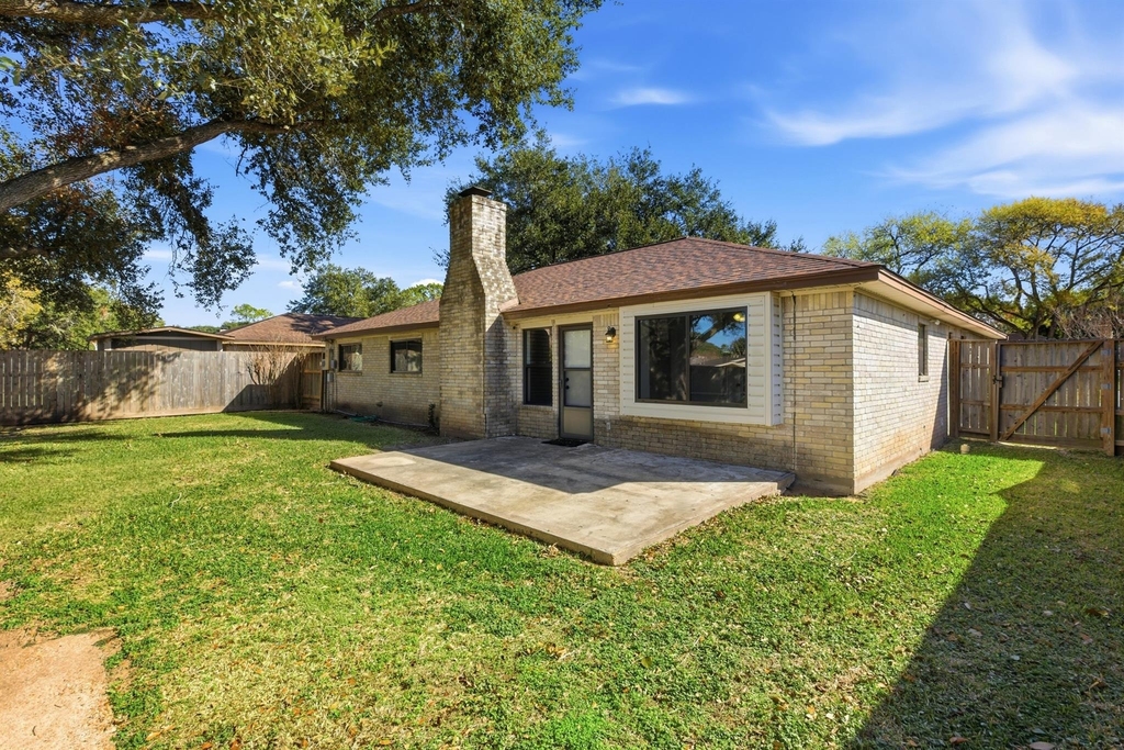 3721 Avenue R - Photo 39