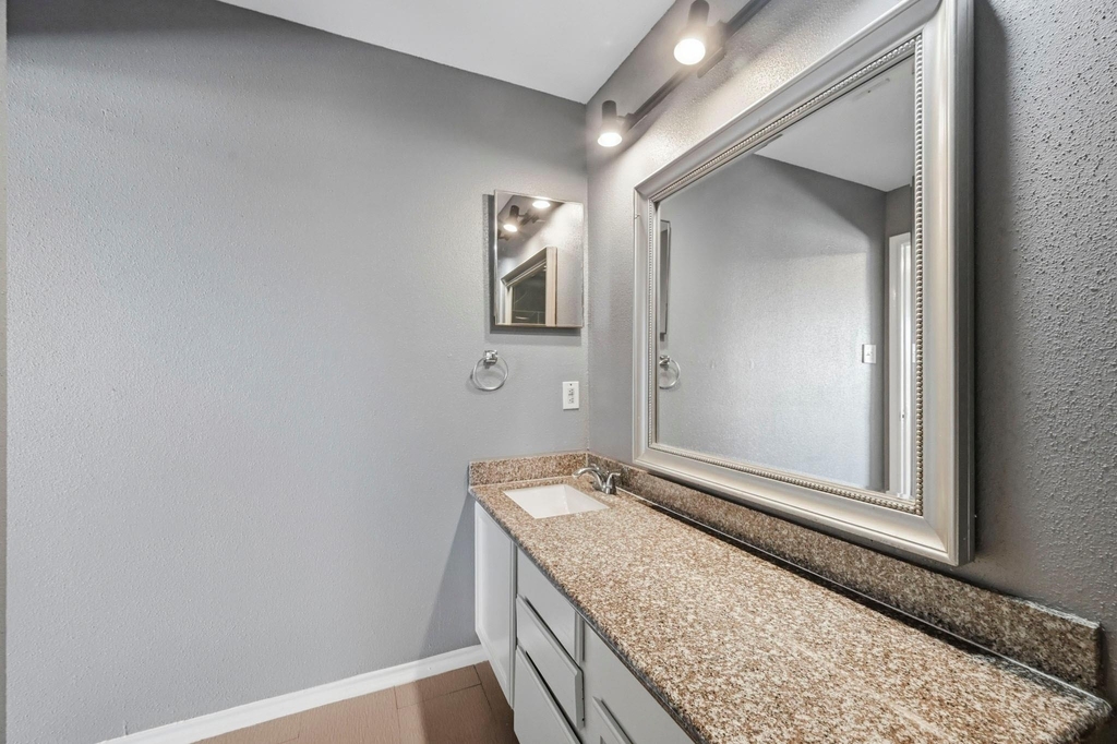 14550 Fonmeadow Drive - Photo 8