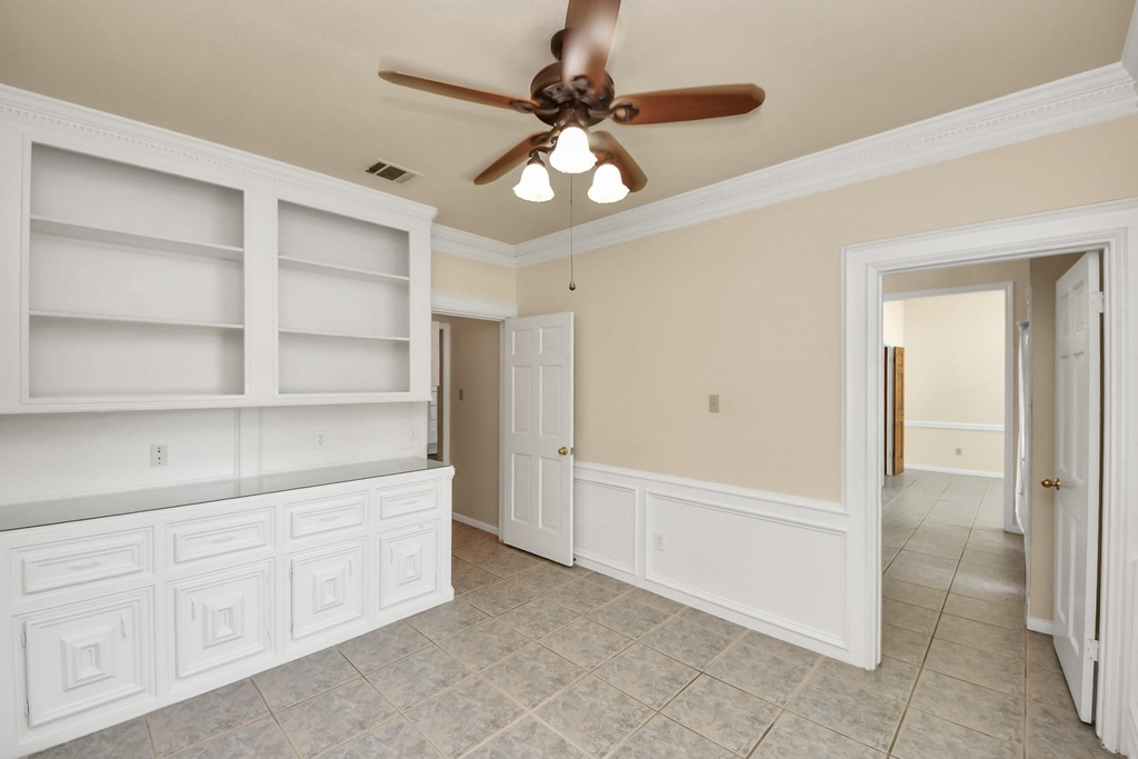 10503 Great Plains Lane - Photo 6
