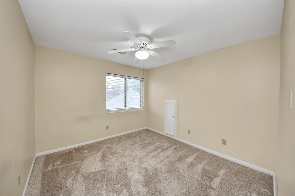 10503 Great Plains Lane - Photo 26