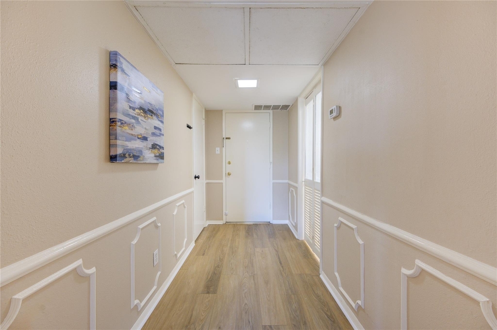 351 N Post Oak Lane - Photo 3