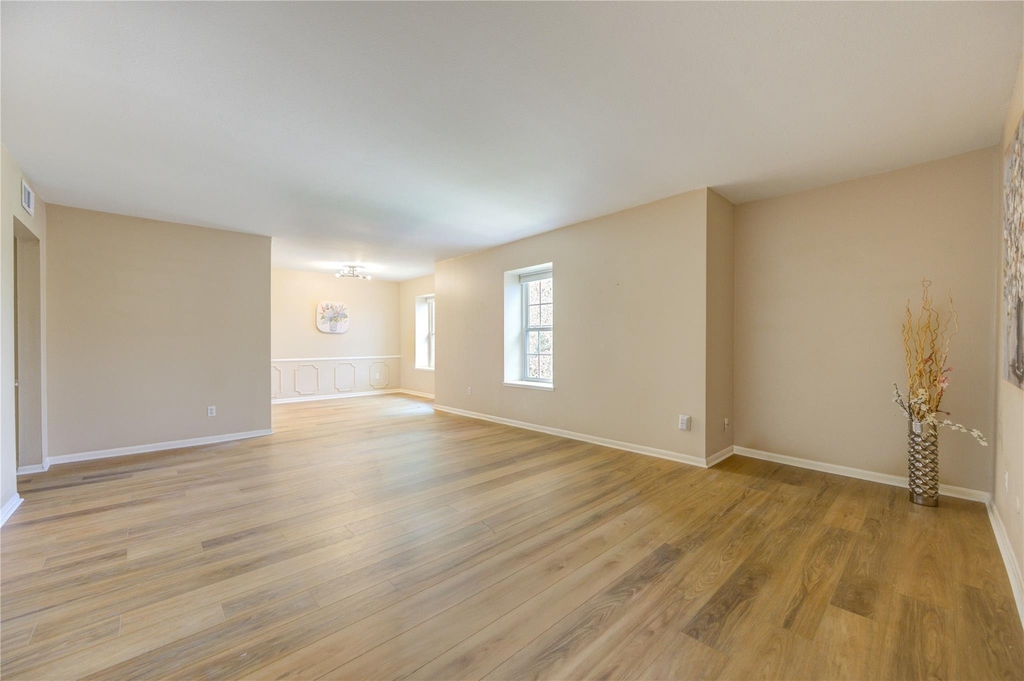 351 N Post Oak Lane - Photo 5