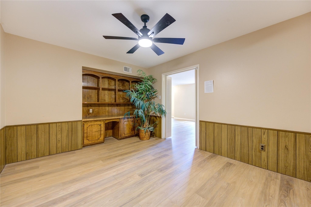 351 N Post Oak Lane - Photo 11