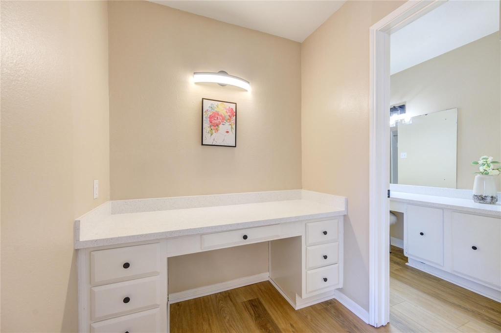 351 N Post Oak Lane - Photo 15