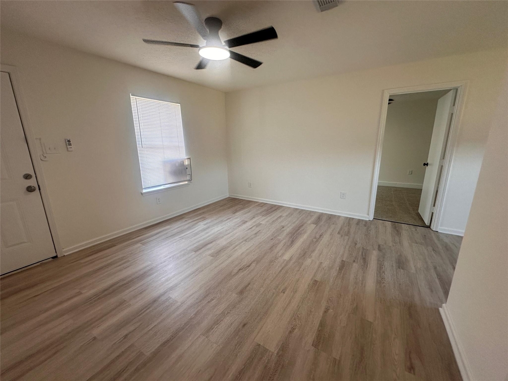 732 Meadow Lane - Photo 6