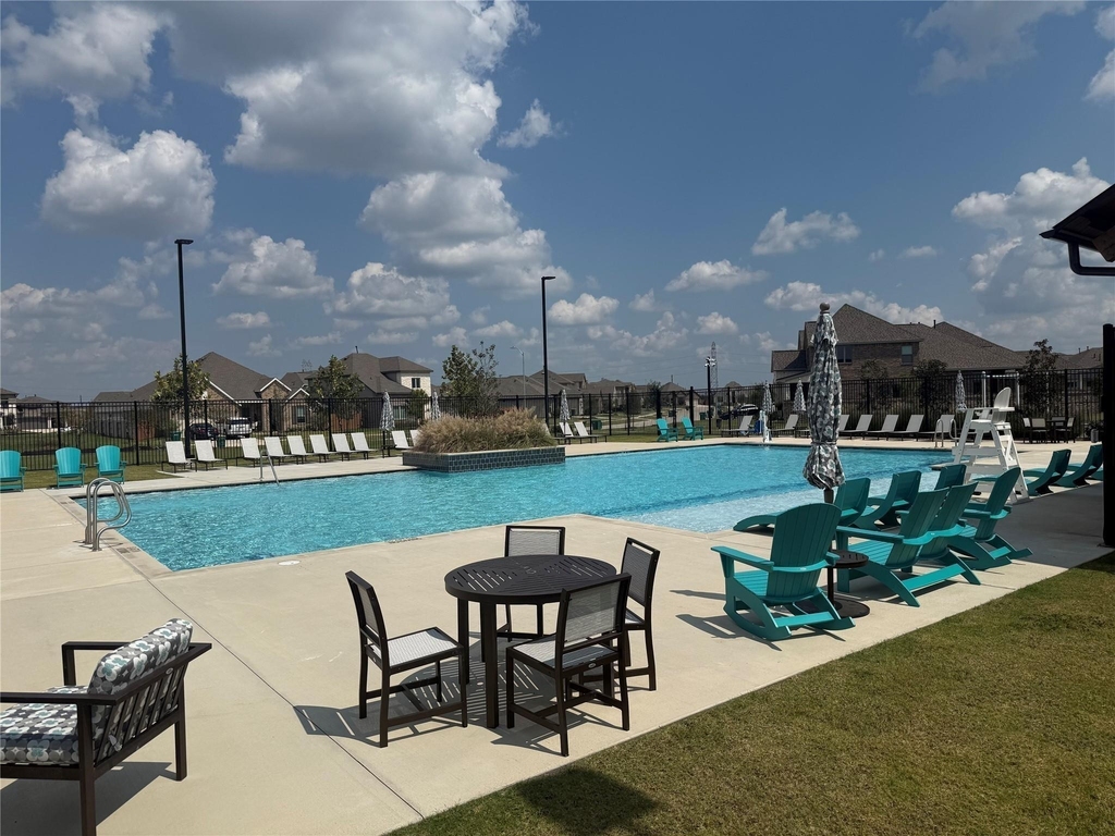 2527 Night Emerald Drive - Photo 2