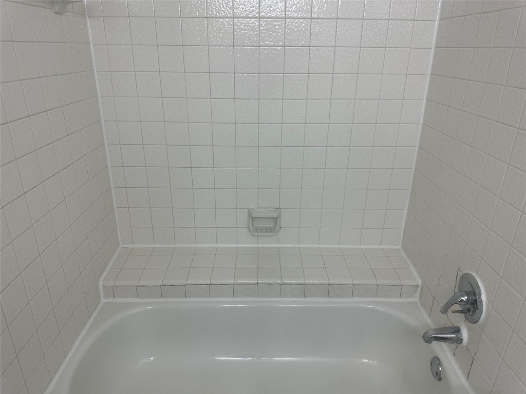 2814 S Bartell Drive - Photo 6