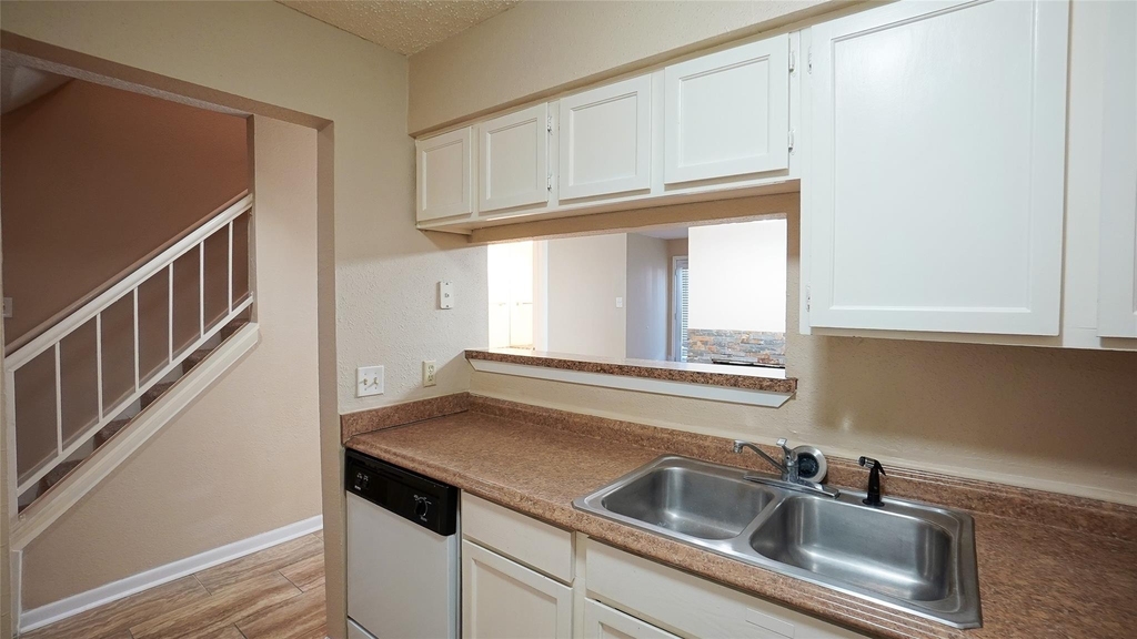 2277 Kirkwood Road - Photo 12