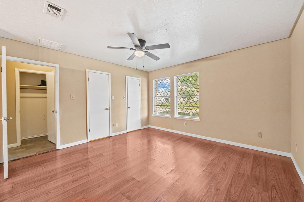 16719 Sky Blue Lane - Photo 11